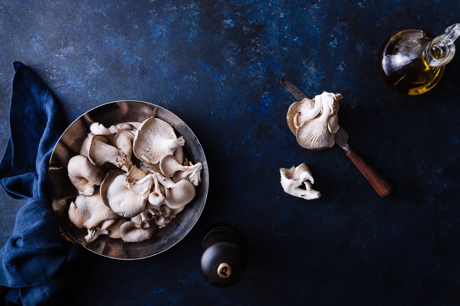 Mushrooms-Stock-Darina Kopcok-Gastrostoria